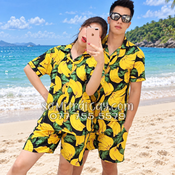 Bộ Áo Sơ Mi Quần Short Trái Cây Họa Tiết Chuối Vàng Nền Đen Tropical