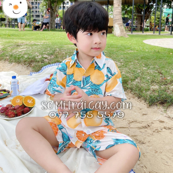 Bộ Áo Sơ Mi Quần Short Trái Cây Họa Tiết Cam Vàng Nền Trắng Tropical